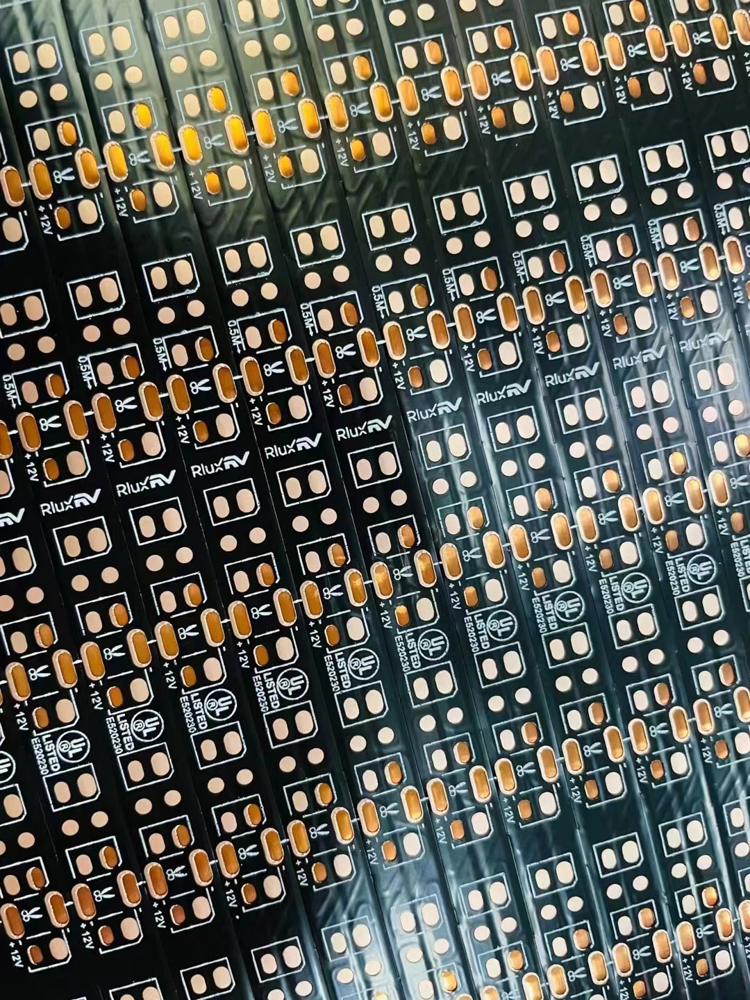 Custom FPCB engineering with circuit drawings and board-width detail photos